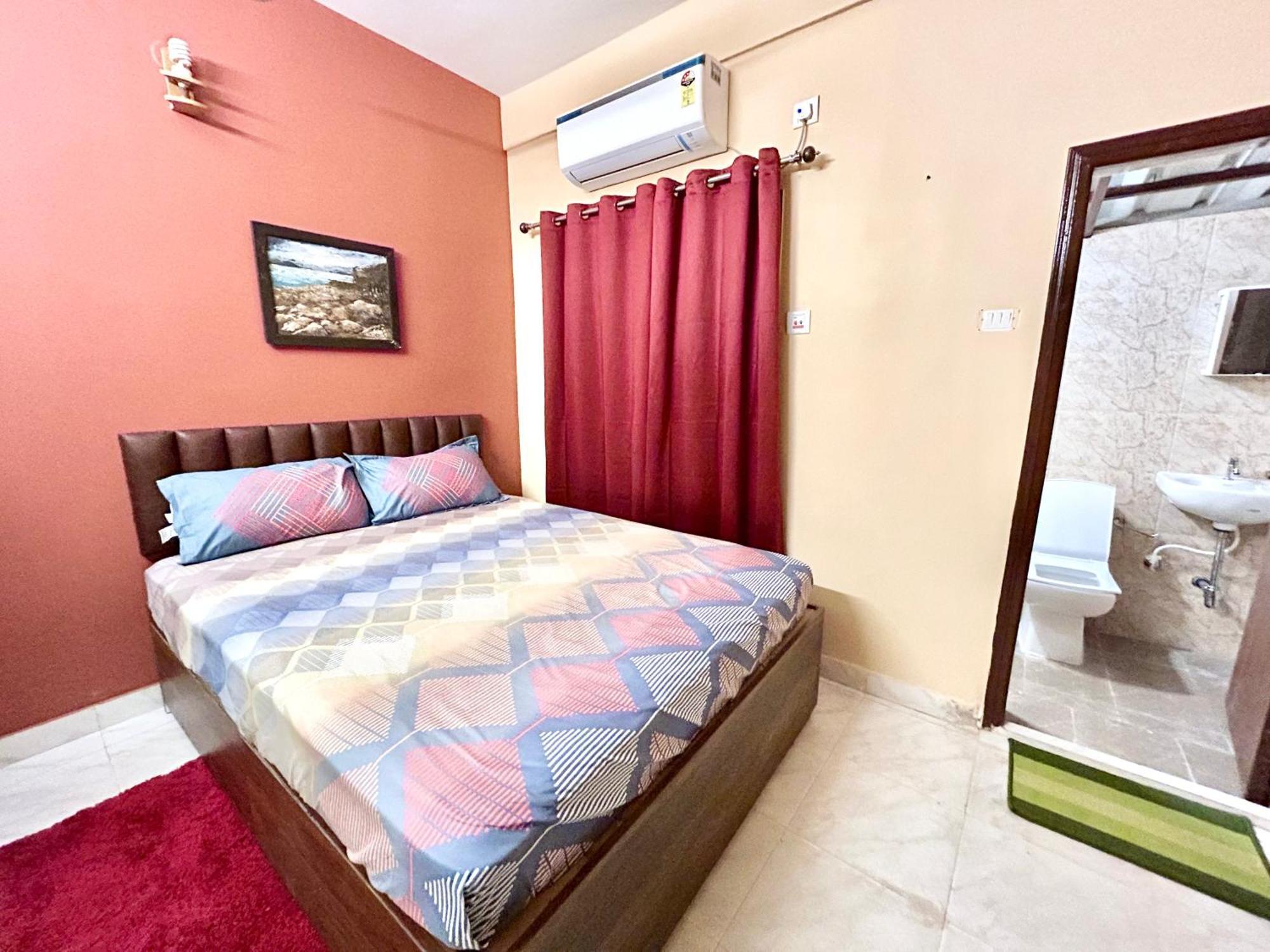Cozy 2Bhk Apt Near Ruby Hospital & Em Bypass Kolkata Exterior photo